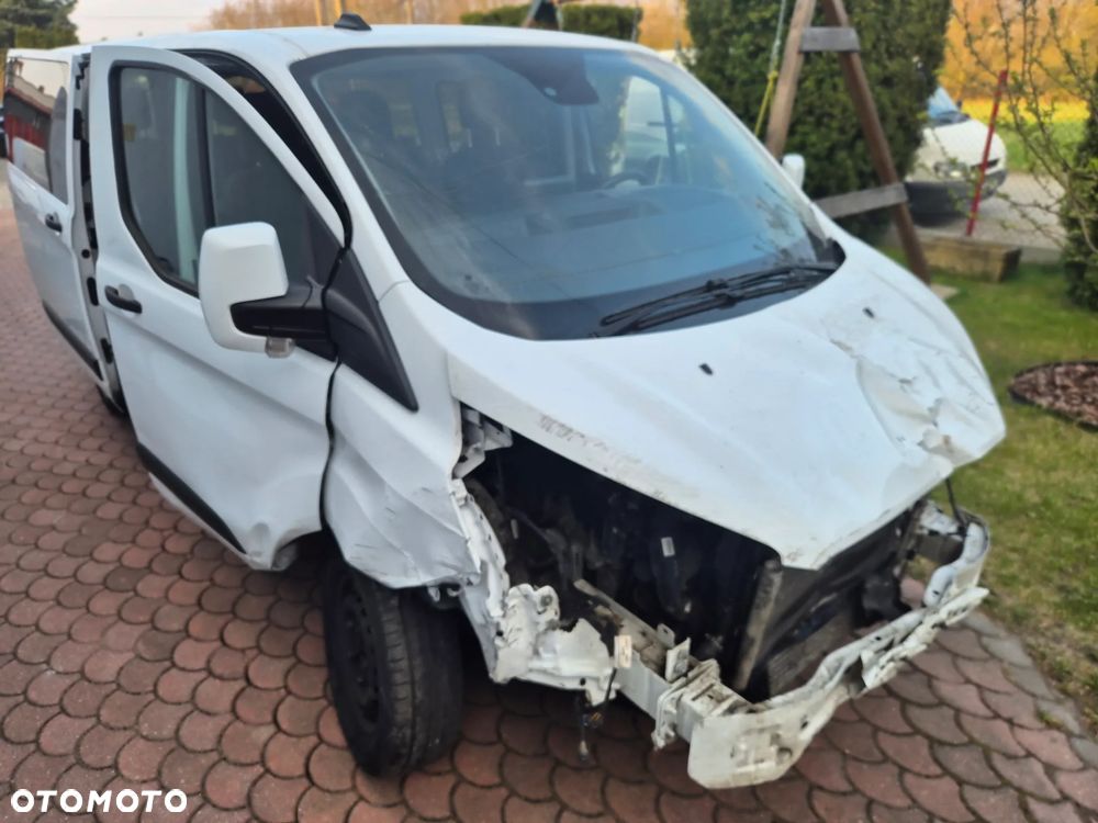 Ford Transit Custom 320 L2H1 Limited (bryg.) - 3