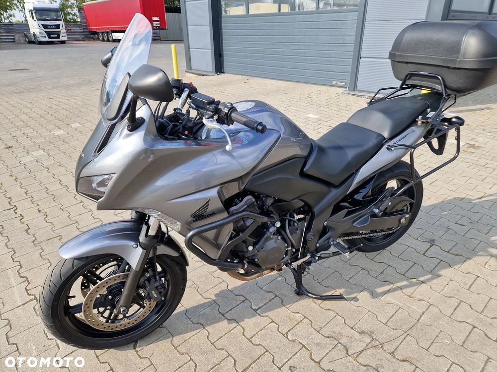 Honda CBF - 16