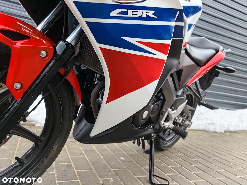 Honda CBR - 13