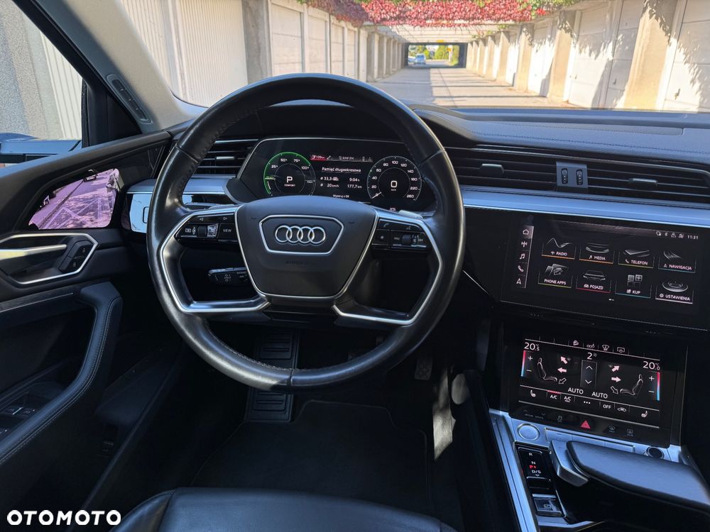 Audi e-tron 55 Quattro Advanced - 12