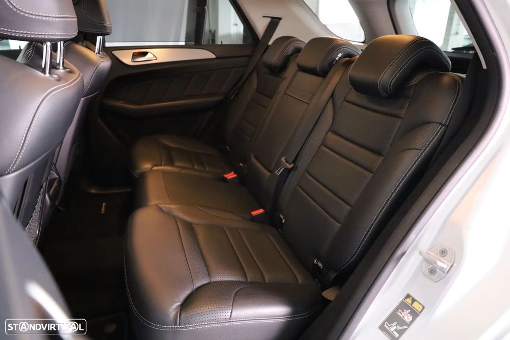 Mercedes-Benz ML 63 AMG 4Matic SpeedshiftFT 7G-TRONIC Performance Package - 34