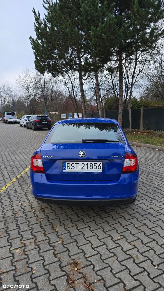 Skoda RAPID 1.0 TSI Active - 11