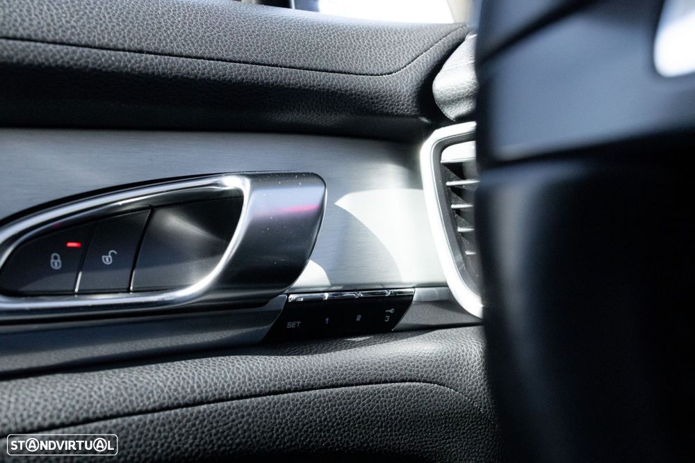 Porsche Panamera Platinum Edition - 21