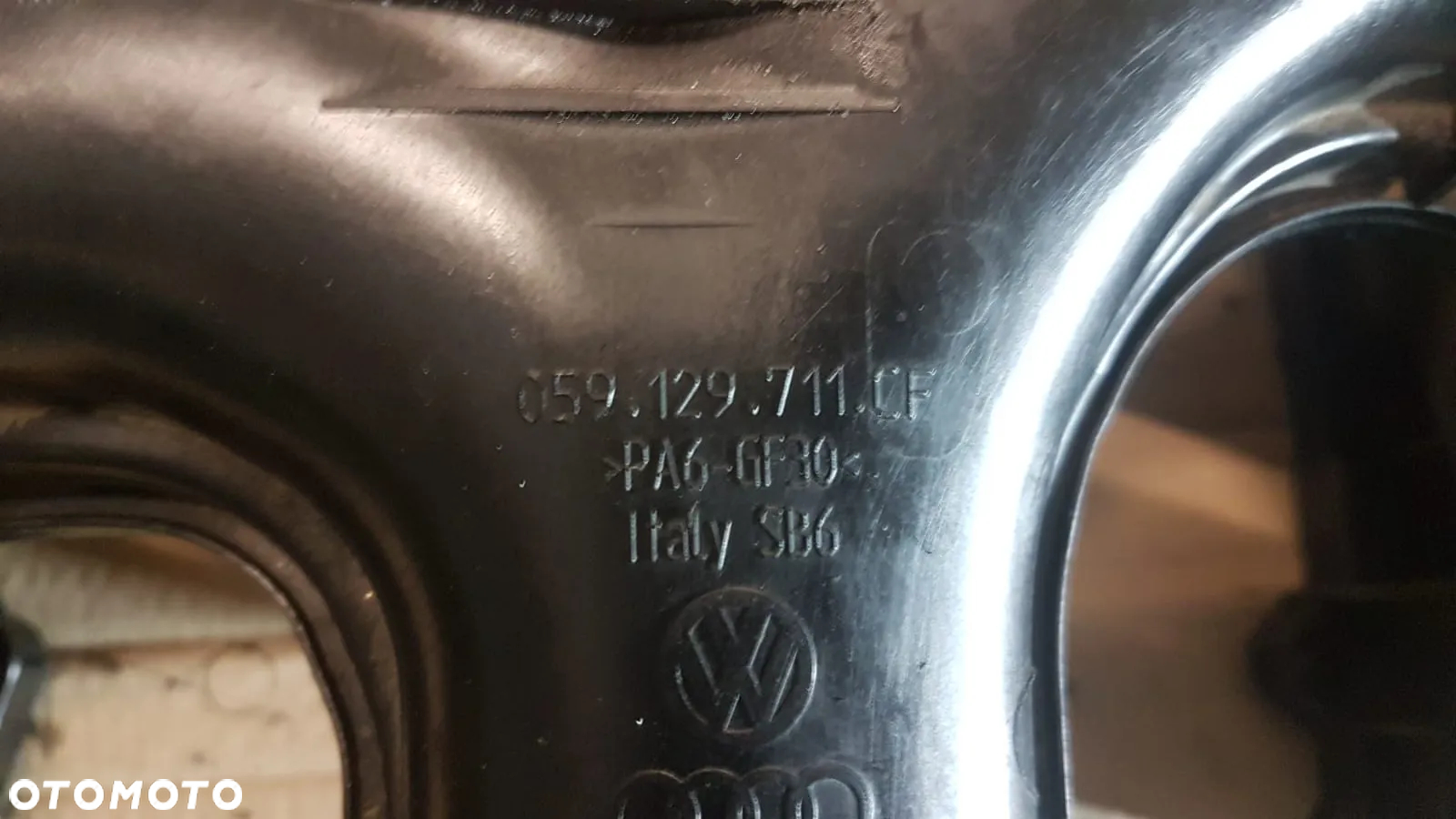VW AUDI 3.0 TDI KOLEKTOR SSĄCY RURA 059145762CF - 3