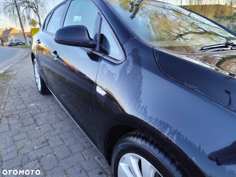 Opel Astra 1.6 Edition Sport - 8