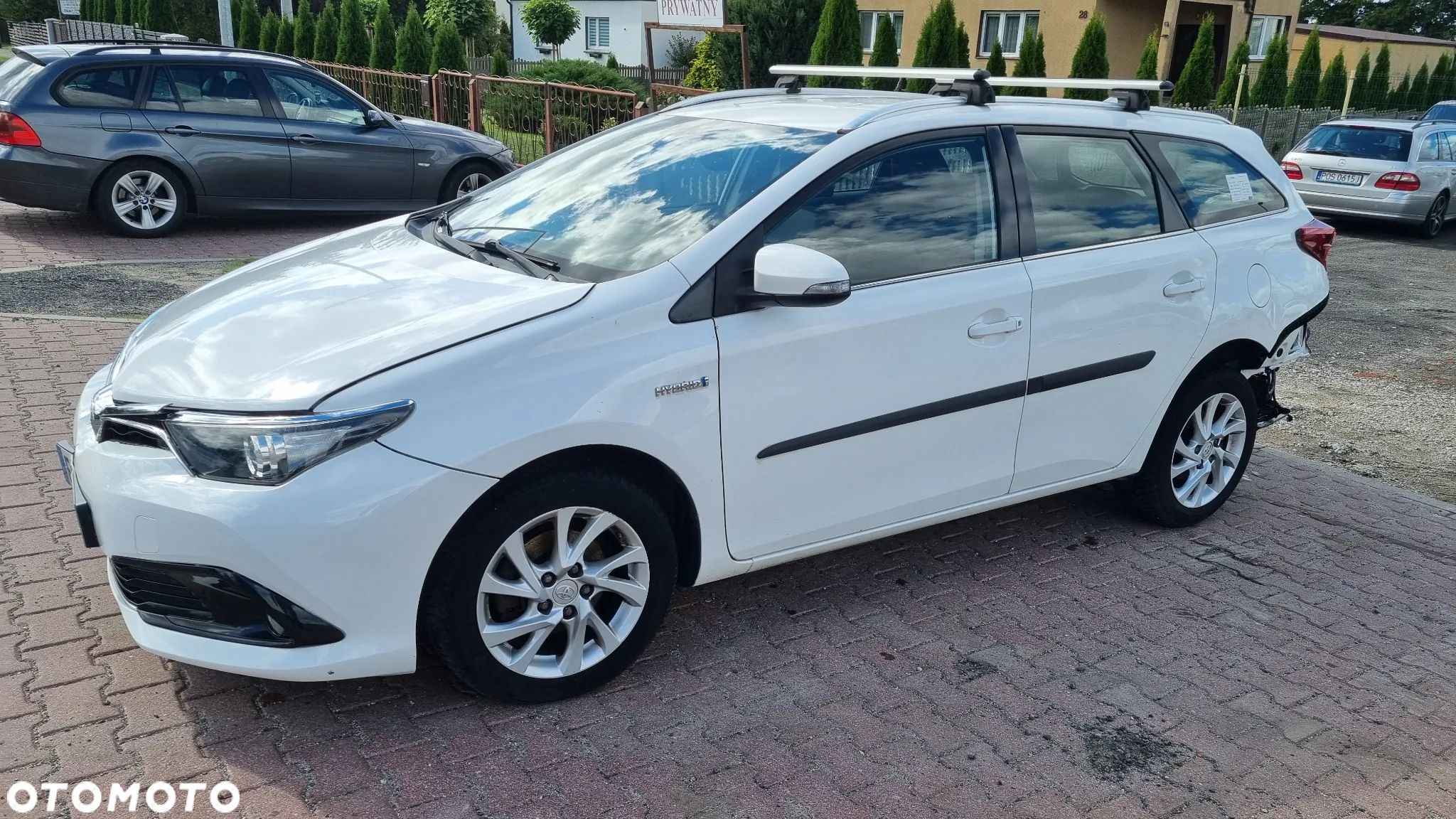 Toyota Auris 1.8 VVT-i Hybrid Automatik Comfort - 1