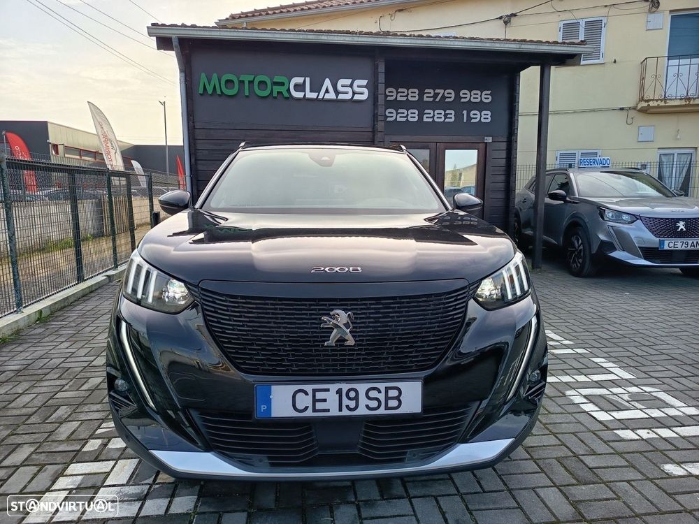 Peugeot e-2008 50 kWh GT - 2