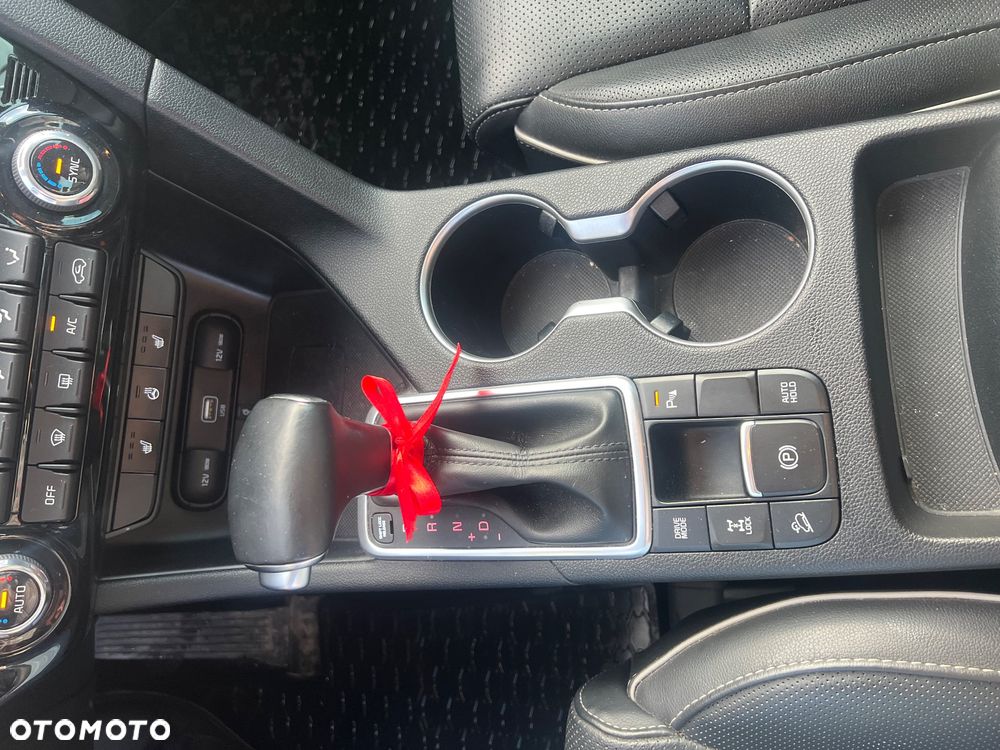 Kia Sportage 1.6 CRDI L Business Line 4WD DCT - 7