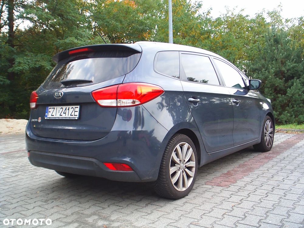 Kia Carens 1.6 GDI Dream Team Edition - 5