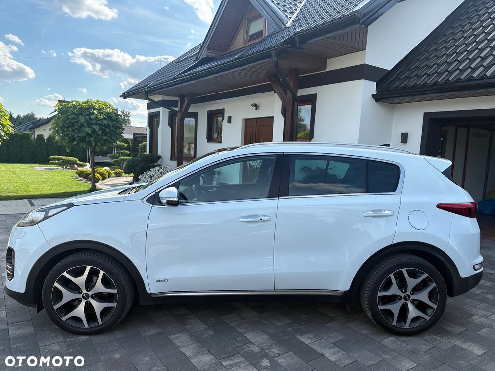 Kia Sportage 2,0 CRDI AWD GT Line - 4
