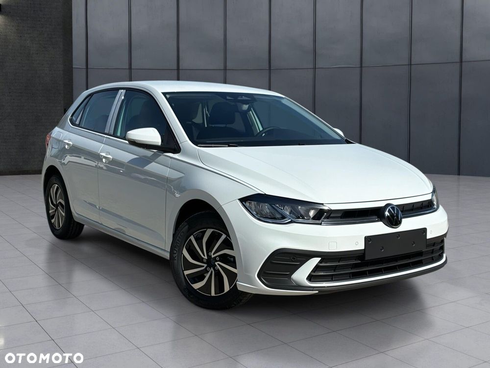 Volkswagen Polo - 8