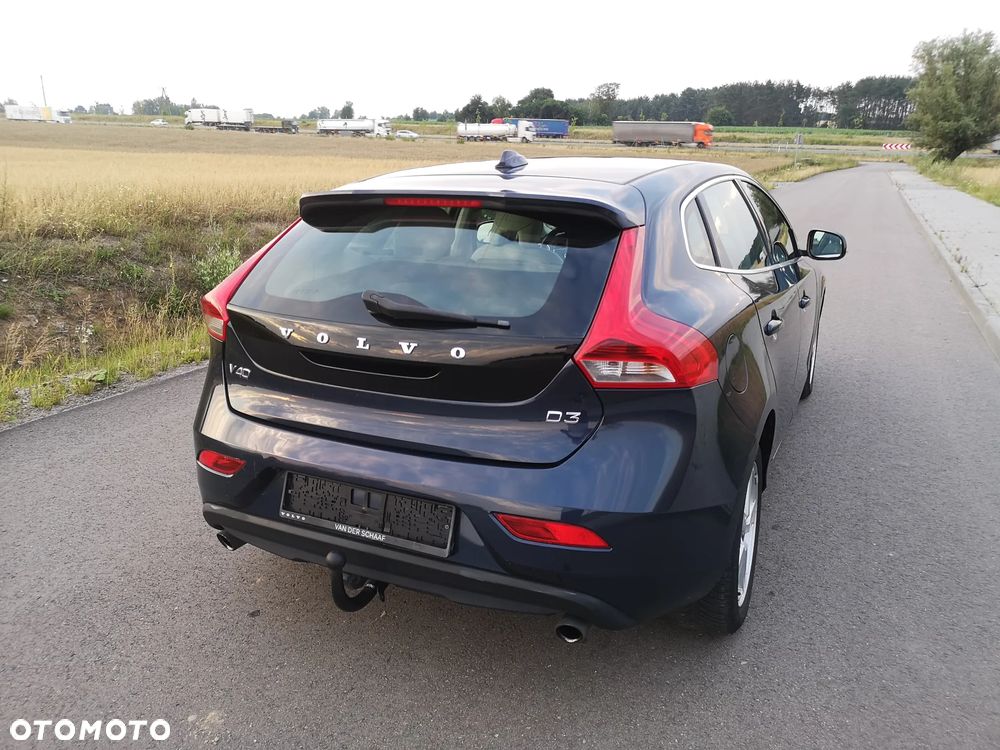 Volvo V40 D3 Momentum - 17