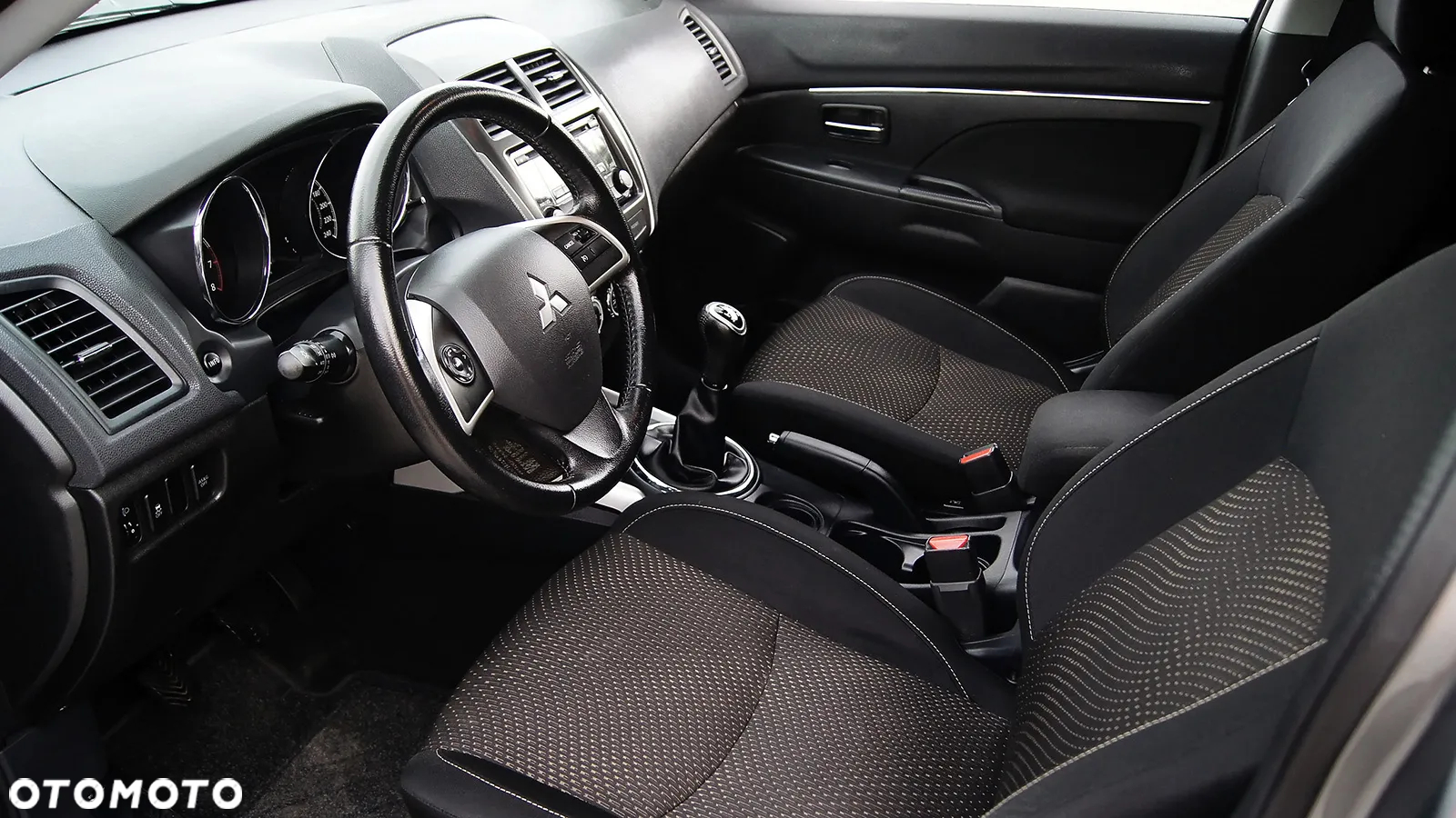 Mitsubishi ASX - 26