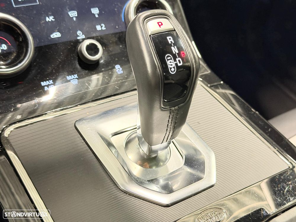 Land Rover Range Rover Evoque P300e R-Dynamic - 13