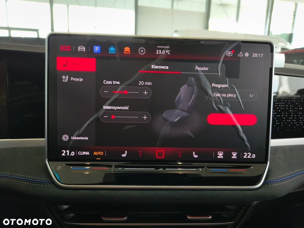 Volkswagen Passat Variant 2.0 TSI R-Line Plus DSG - 27