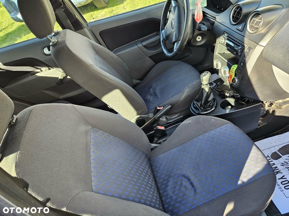 Ford Fiesta 1.4 Ghia - 7