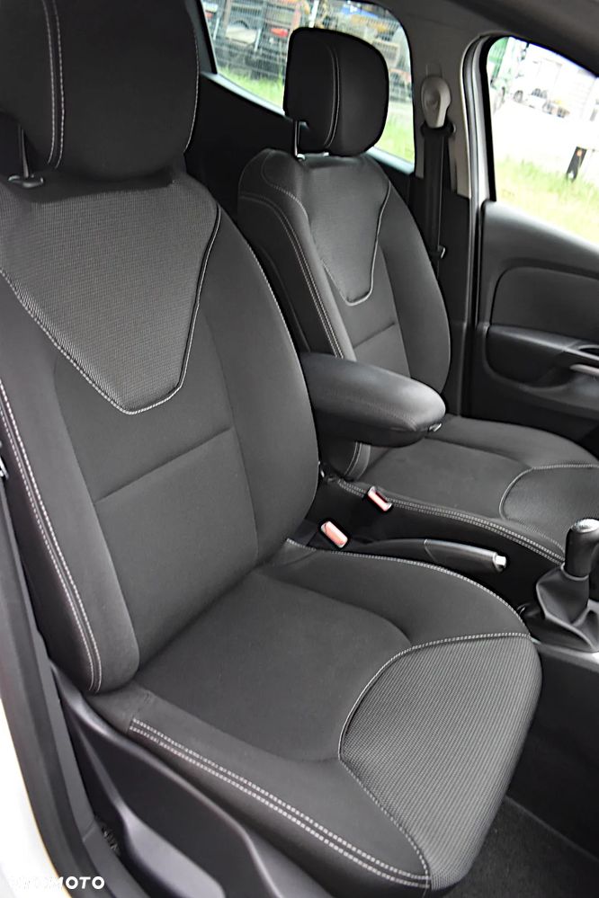 Renault Clio - 30