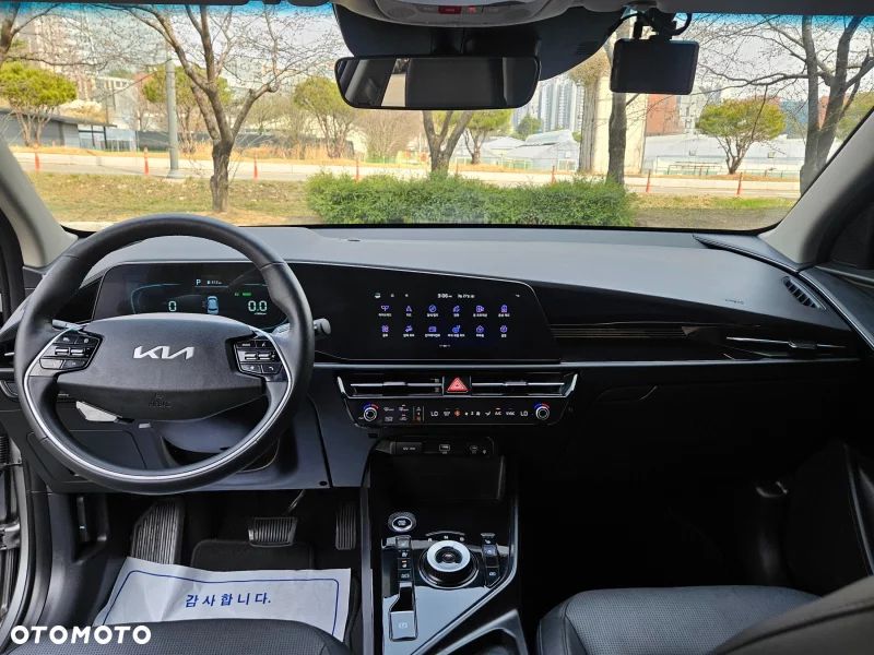 Kia Niro 1.6 GDI Hybrid Business Line - 12