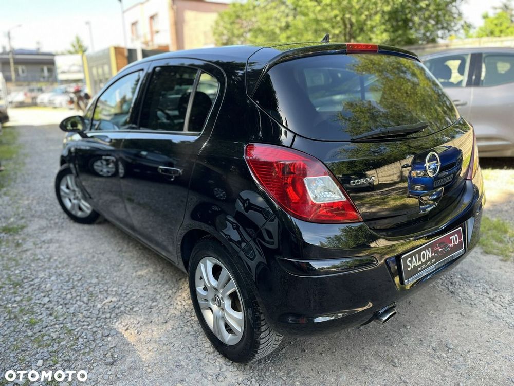 Opel Corsa 1.4 16V Energy - 4