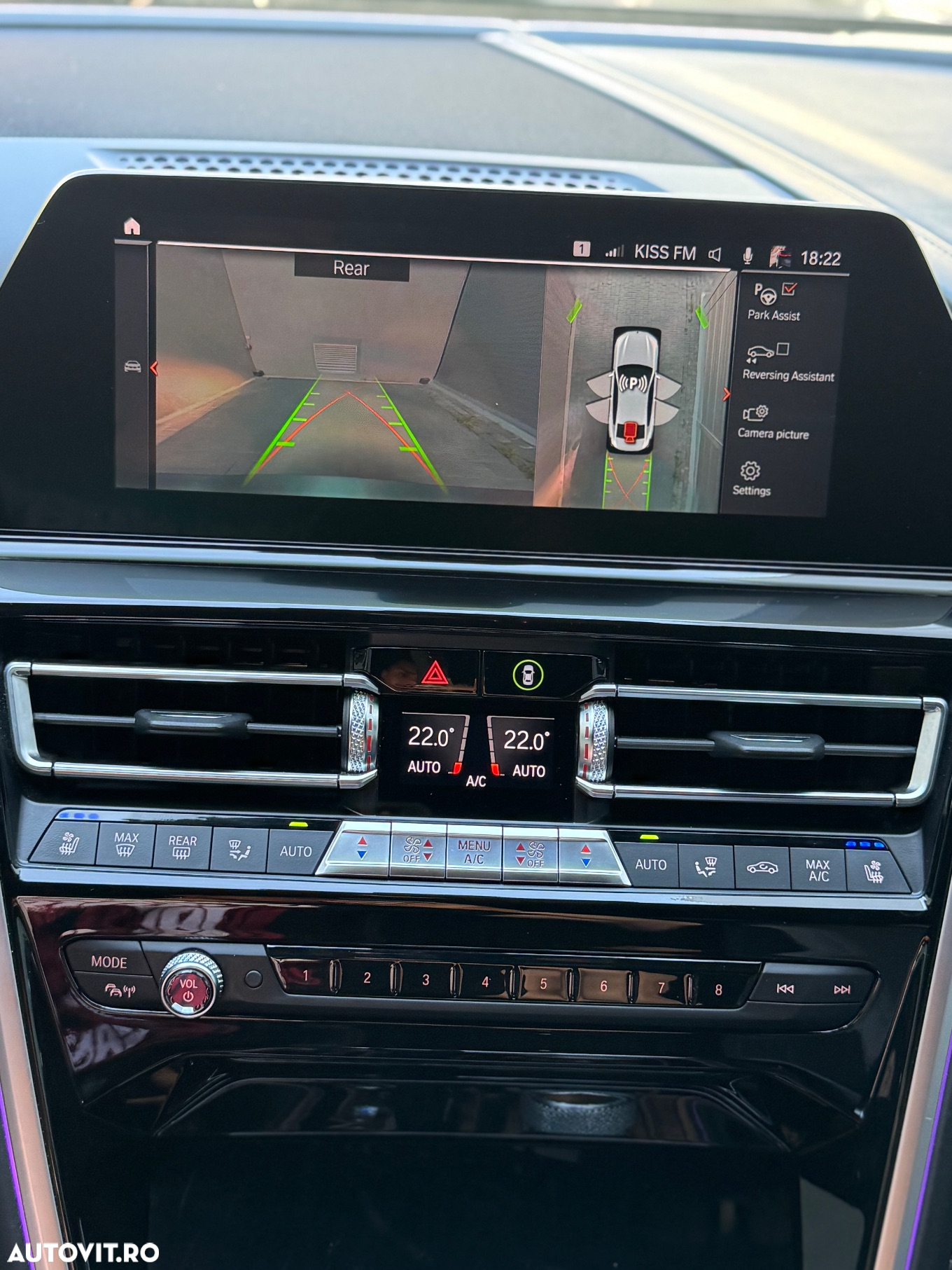 BMW Seria 8 - 14