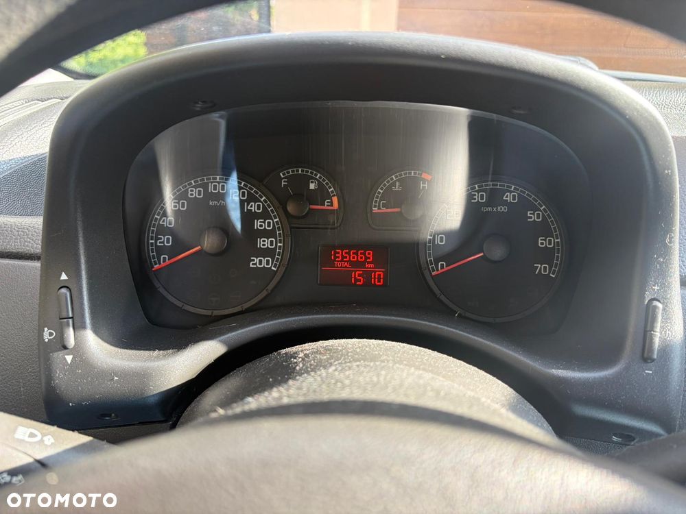 Fiat Punto 1.2 8V Active - 6
