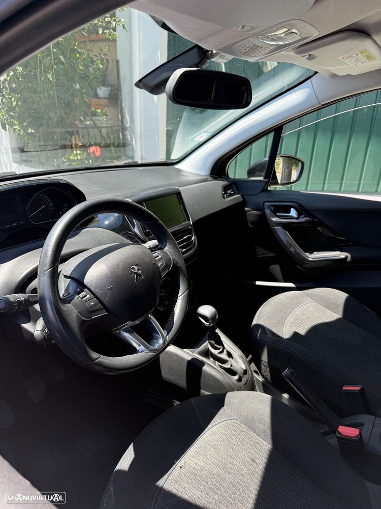 Peugeot 208 1.5 BlueHDi Signature - 2