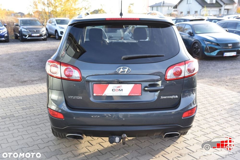Hyundai Santa Fe - 9