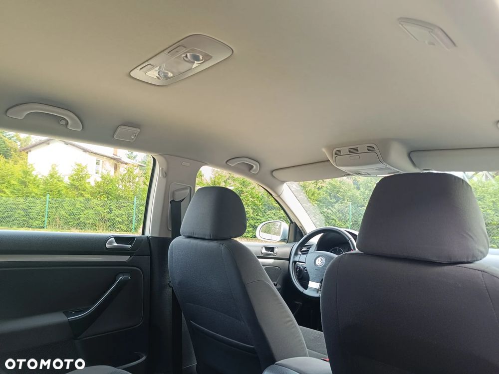 Volkswagen Golf 1.9 TDI Comfortline - 24