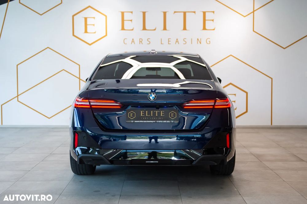 BMW Seria 5 520i AT MHEV - 9