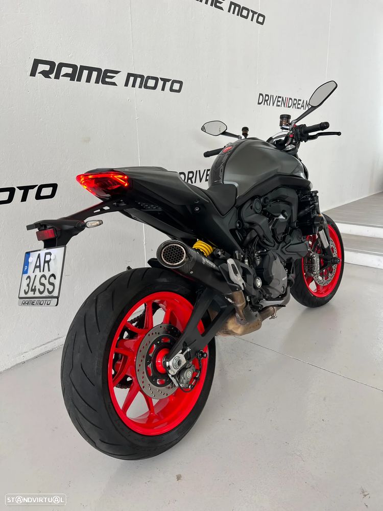 Ducati Monster 937 - 17