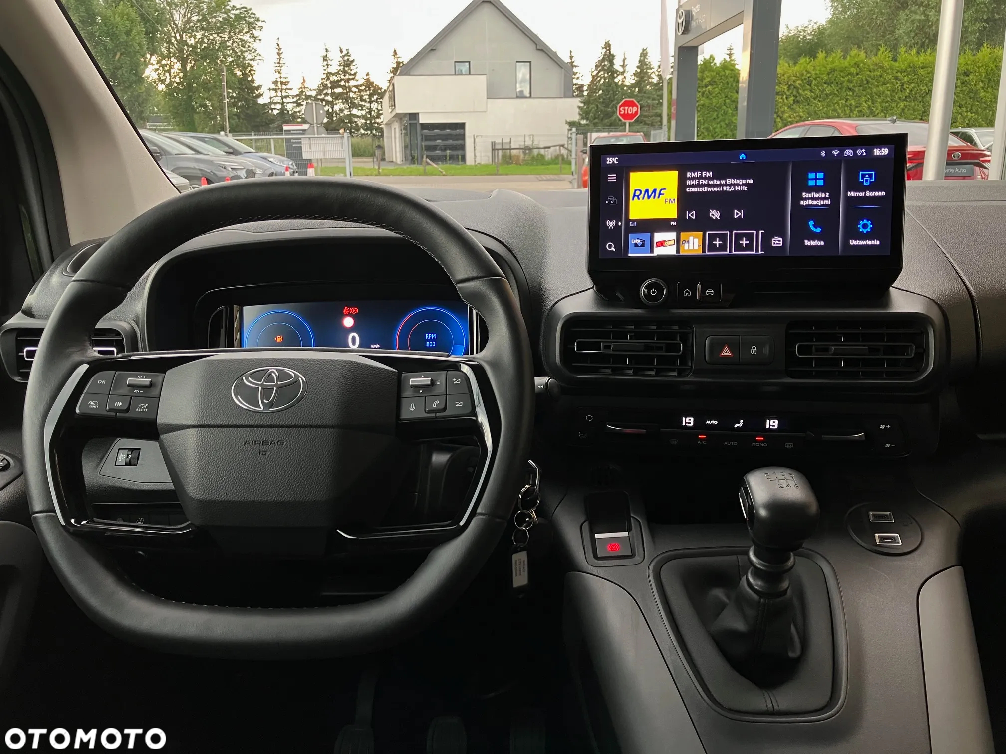 Toyota Proace City Verso 1.5 D-4D Family - 23
