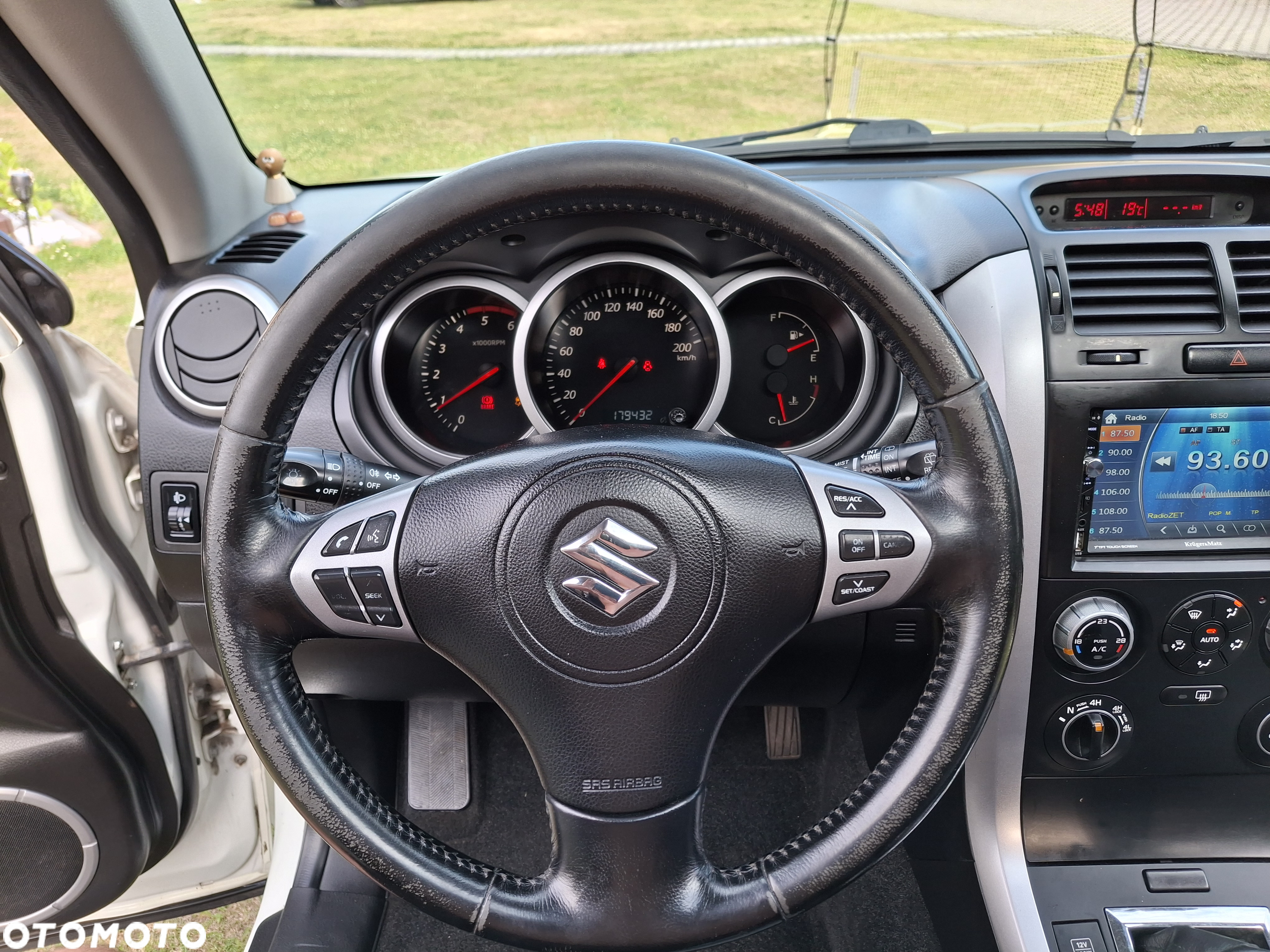 Suzuki Grand Vitara 1.9 DDiS - 10