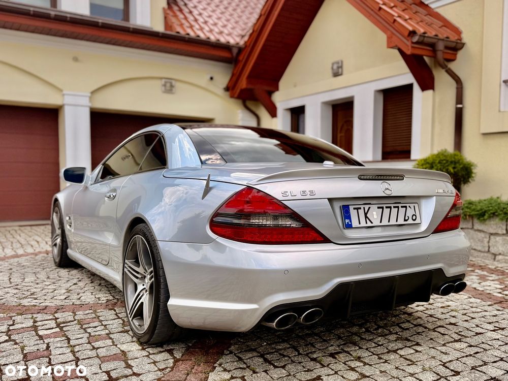 Mercedes-Benz SL 63 AMG - 7