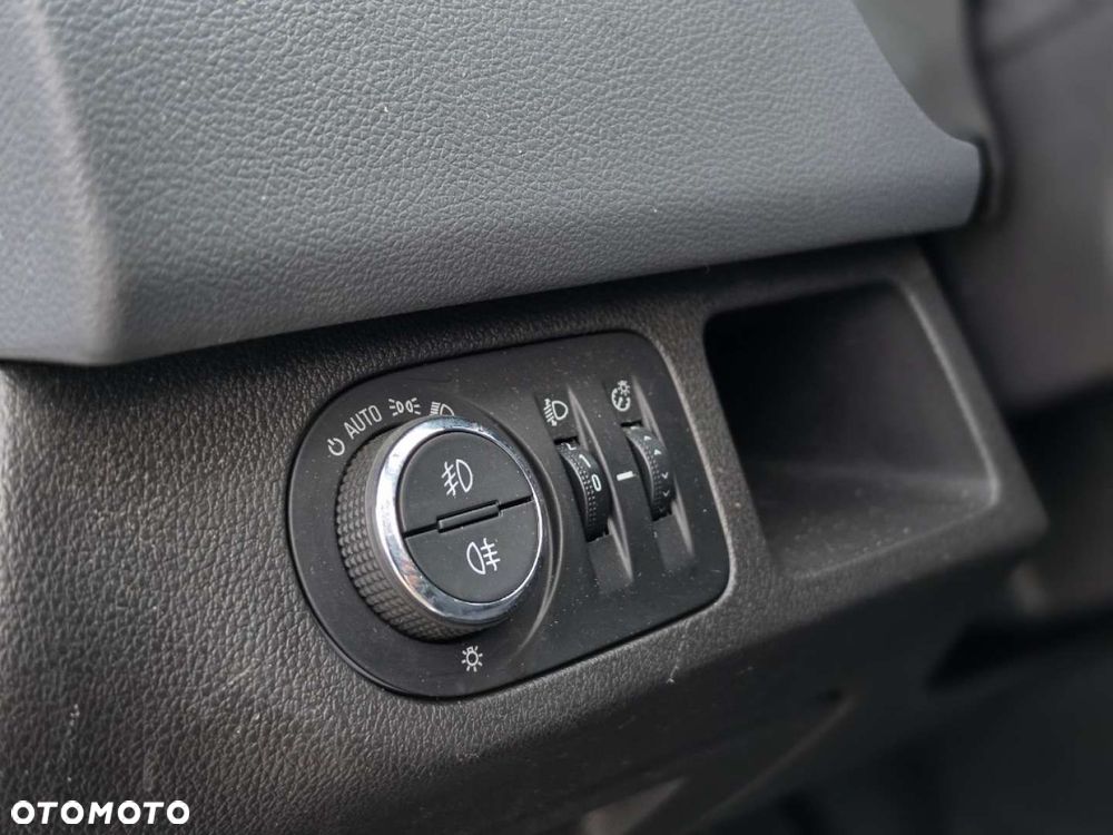 Opel Meriva - 19