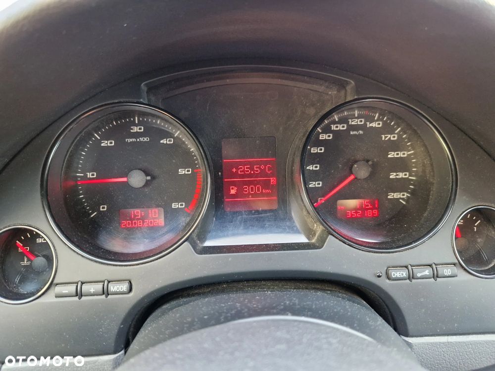 Seat Exeo - 15