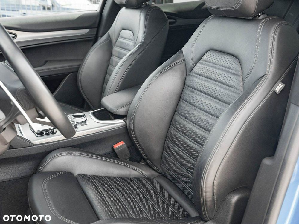 Alfa Romeo Stelvio 2.0 Turbo Veloce Q4 - 15