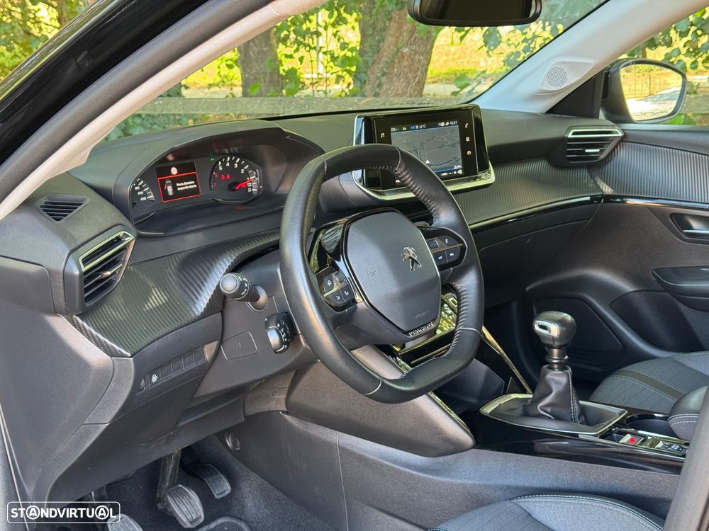 Peugeot 208 1.2 PureTech Allure - 15