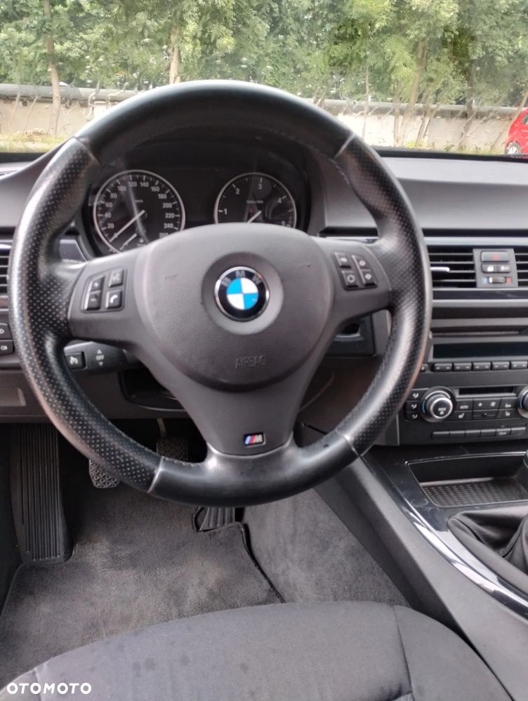 BMW Seria 3 318d - 13