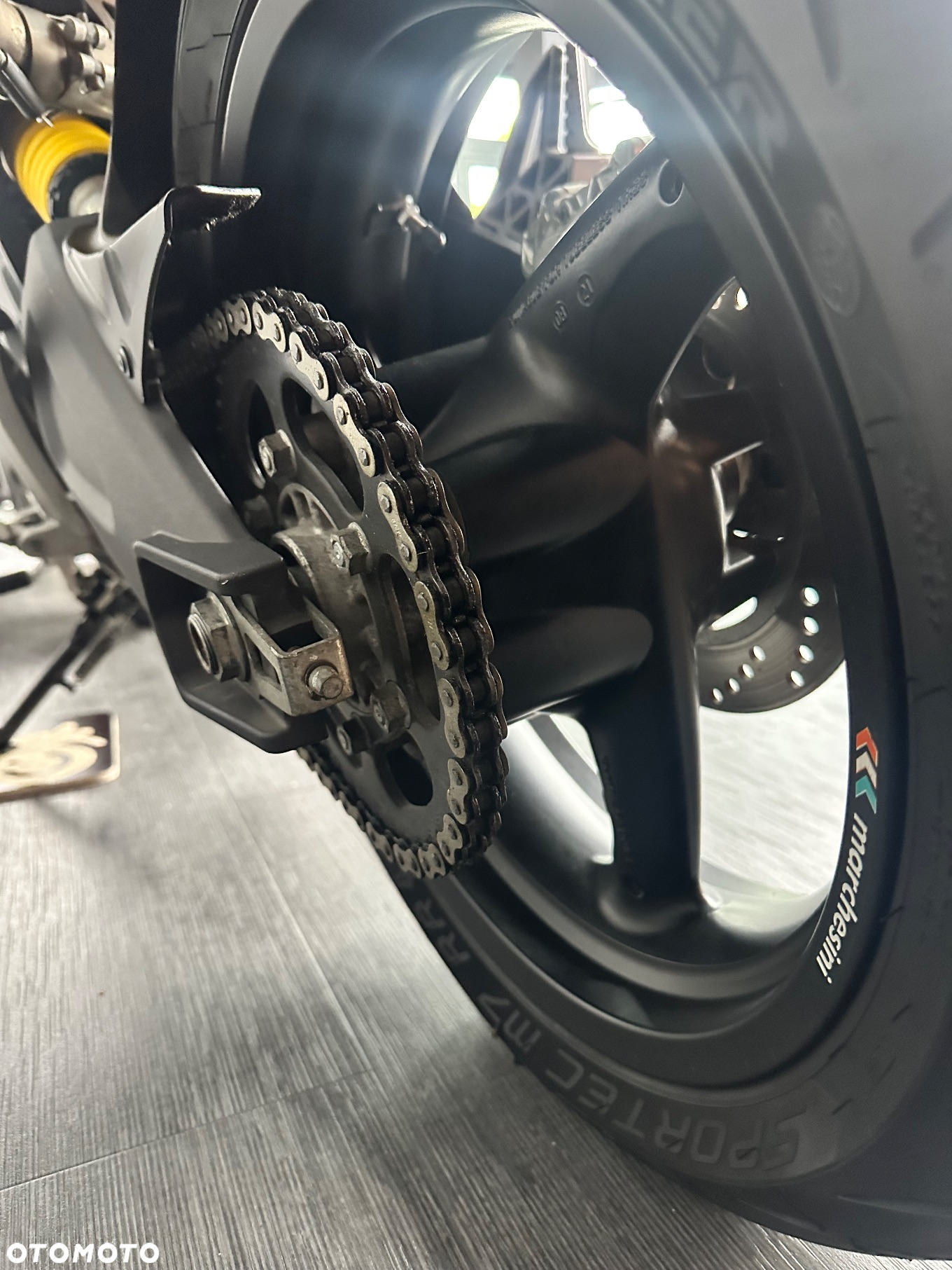 Ducati Monster - 12