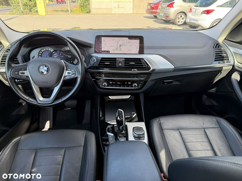 BMW X3 xDrive20d xLine - 17