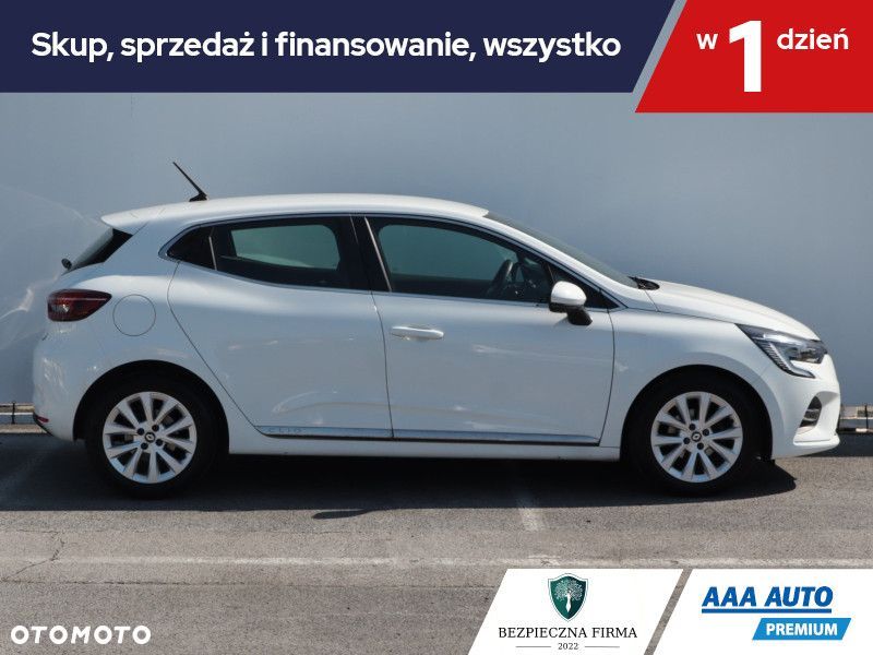 Renault Clio - 8