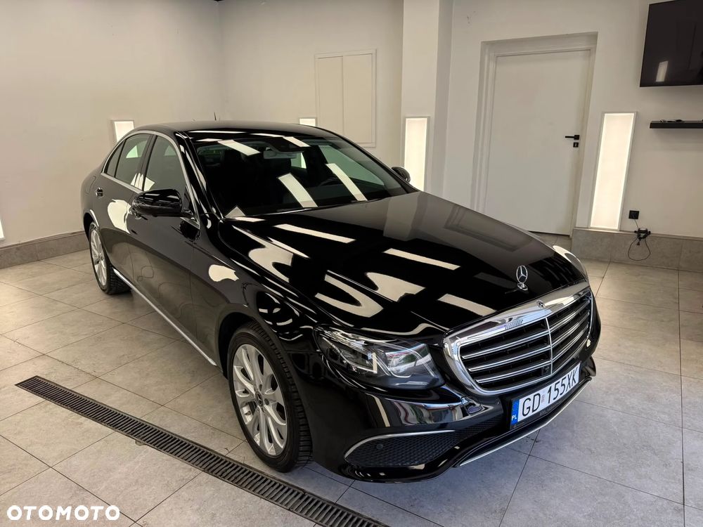 Mercedes-Benz Klasa E 220 d 4-Matic 9G-TRONIC - 21