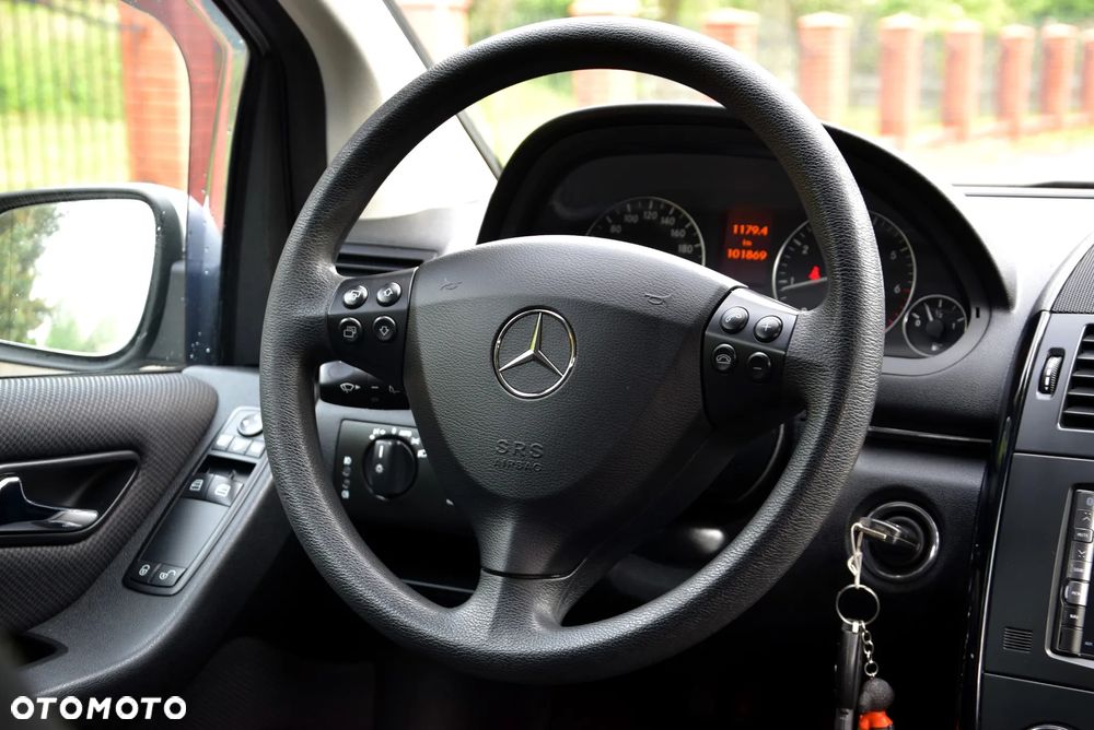 Mercedes-Benz Klasa A 160 Classic - 23