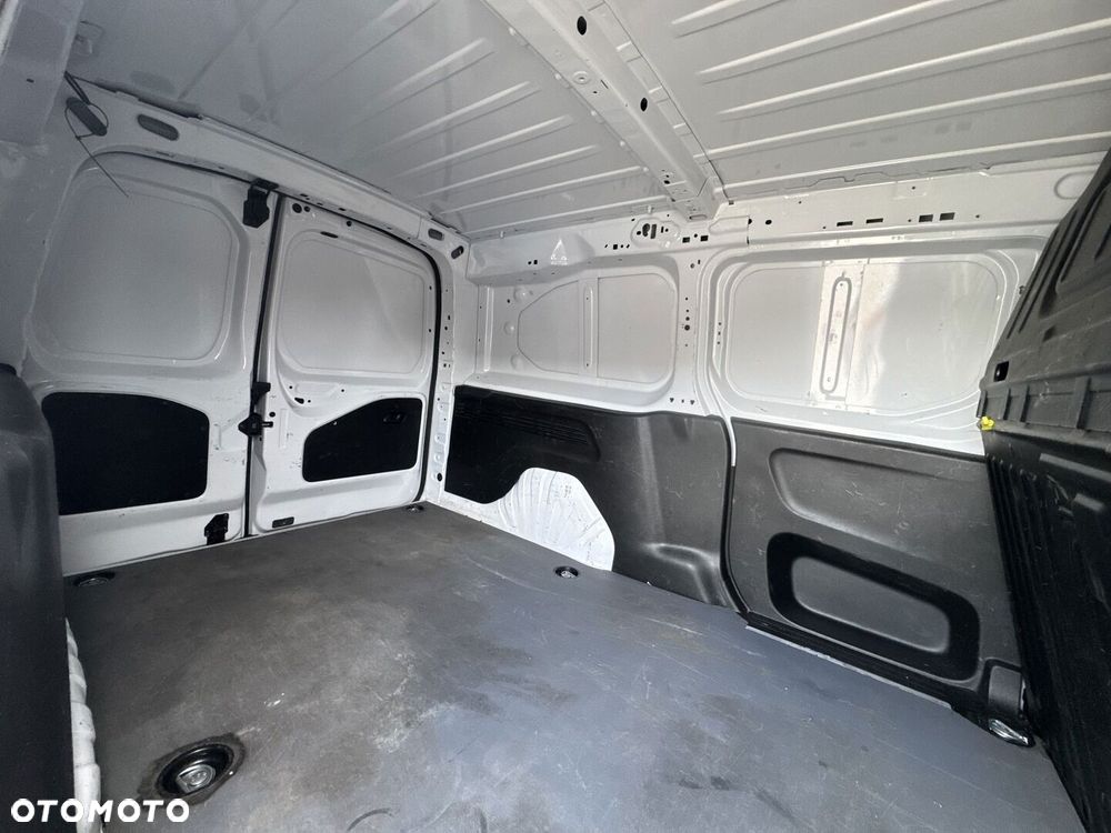 Toyota PROACE CITY - 26