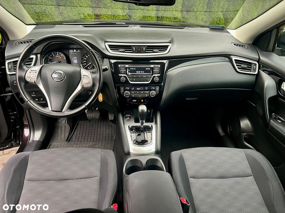 Nissan Qashqai 1.2 DIG-T Acenta Xtronic EU6 - 25