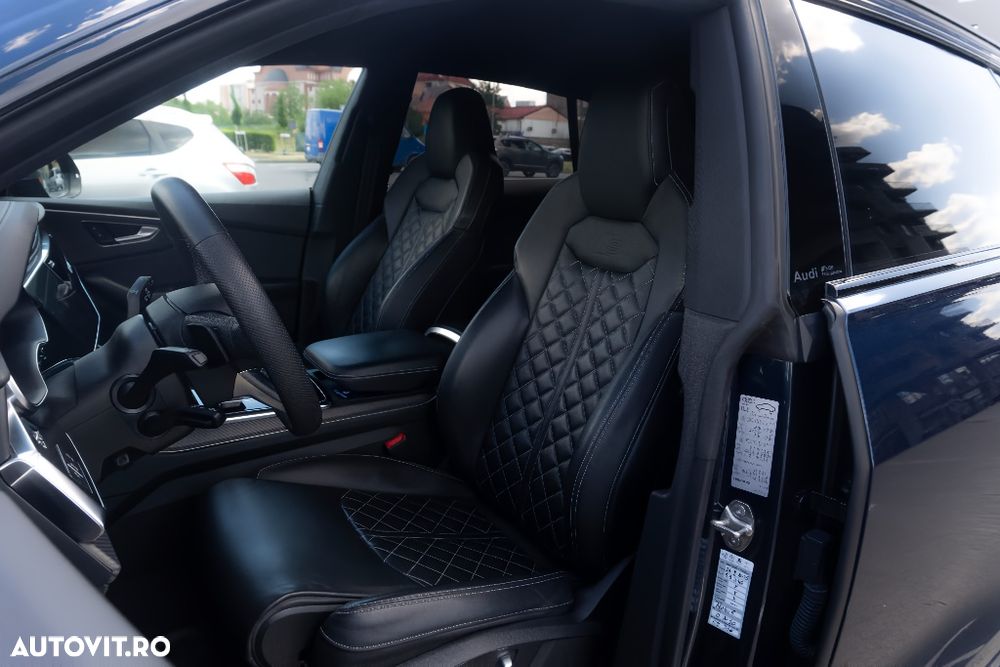 Audi SQ8 - 27