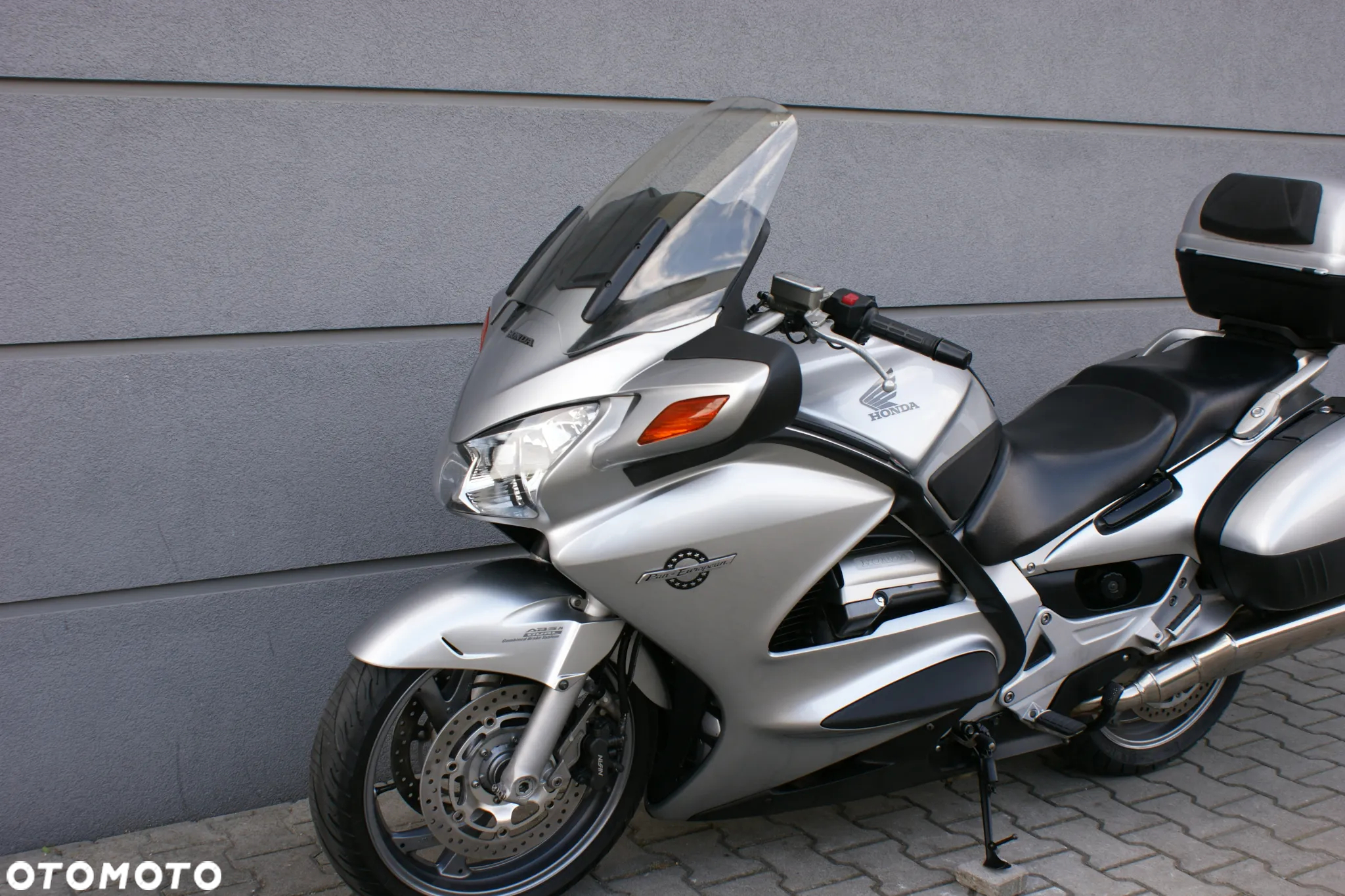 Honda ST - 11