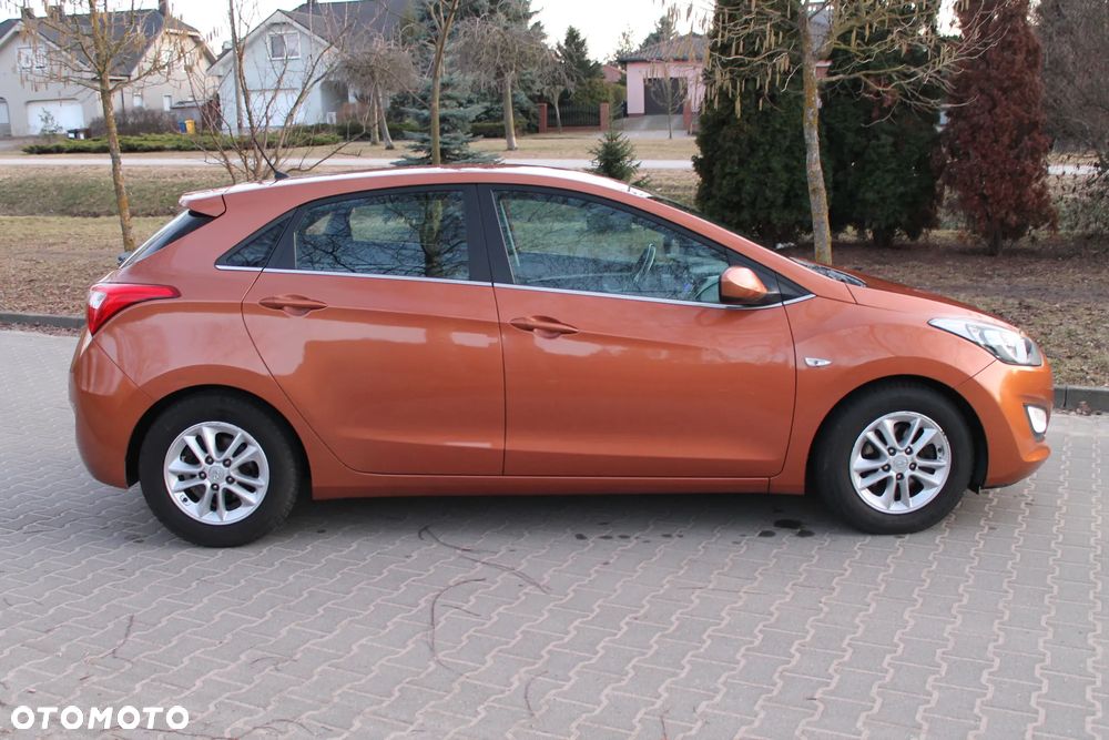Hyundai i30 1.6 CRDi BlueDrive Comfort - 19