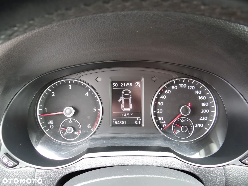 Volkswagen Sharan 2.0 TDI Blue Motion Highline - 23