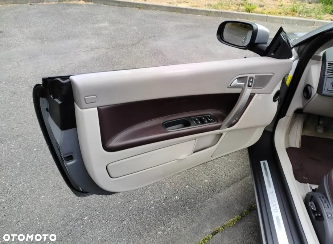 Volvo C70 2.0D Summum - 24